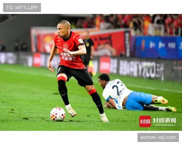 蓉城替补深度冠绝联赛 费利佩17分钟戴帽显价值